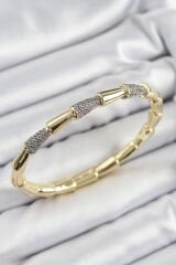 Pirinç Zirkon Taşlı Kemik Model Gold Renk Vip Kadın Bileklik