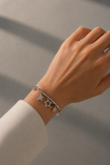 Pirinç Zirkon Taşlı Yıldız Model Gümüş Renk Charm Bileklik