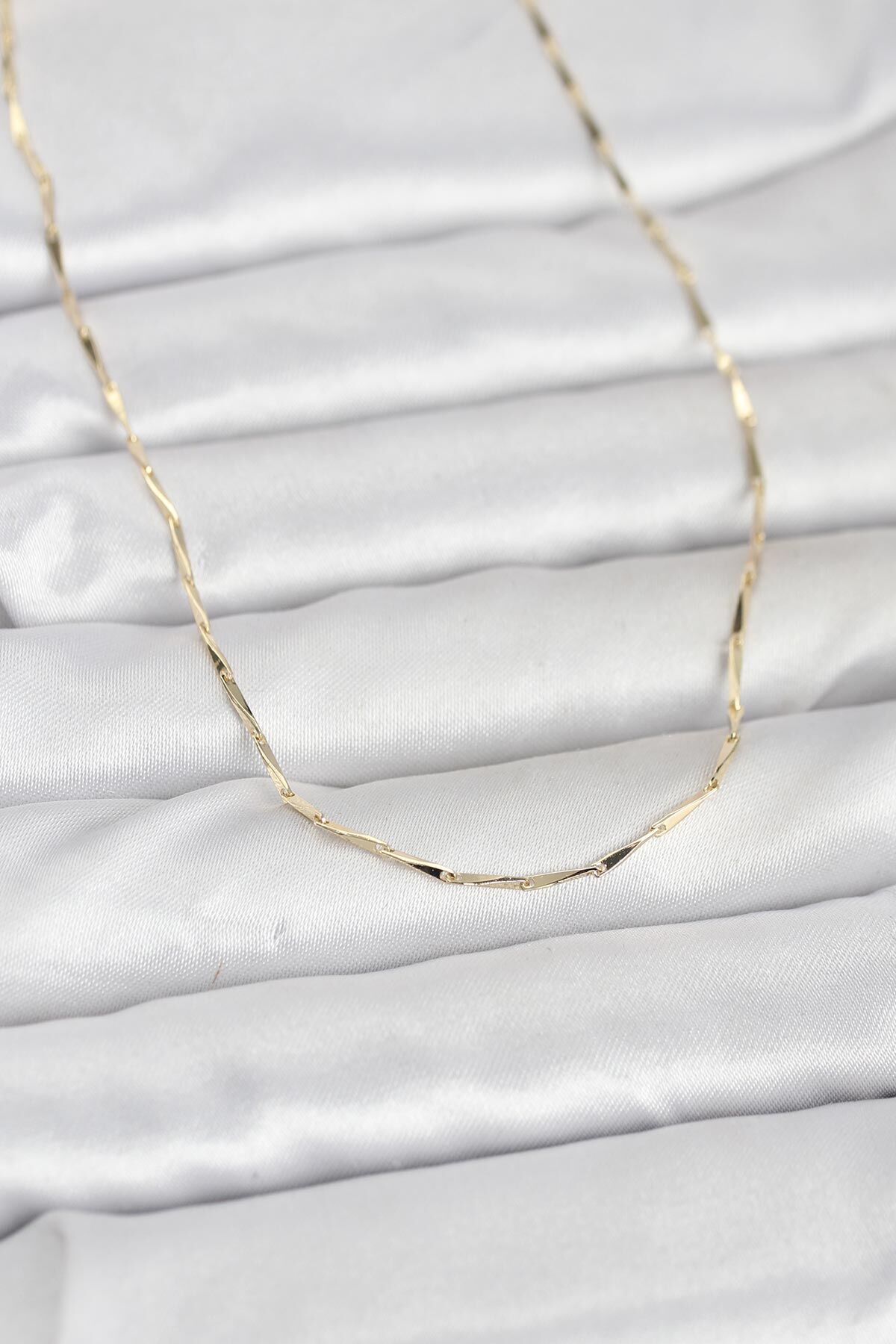 CM 14K Gold Renk Çubuk Kesme Zincir Model 60 cm Kadın Kolye