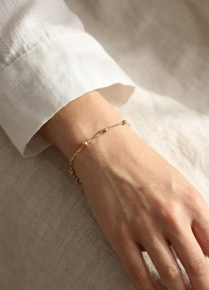 14K Gold Renk Kaplama Topçuklu Model CM Kadın Bileklik