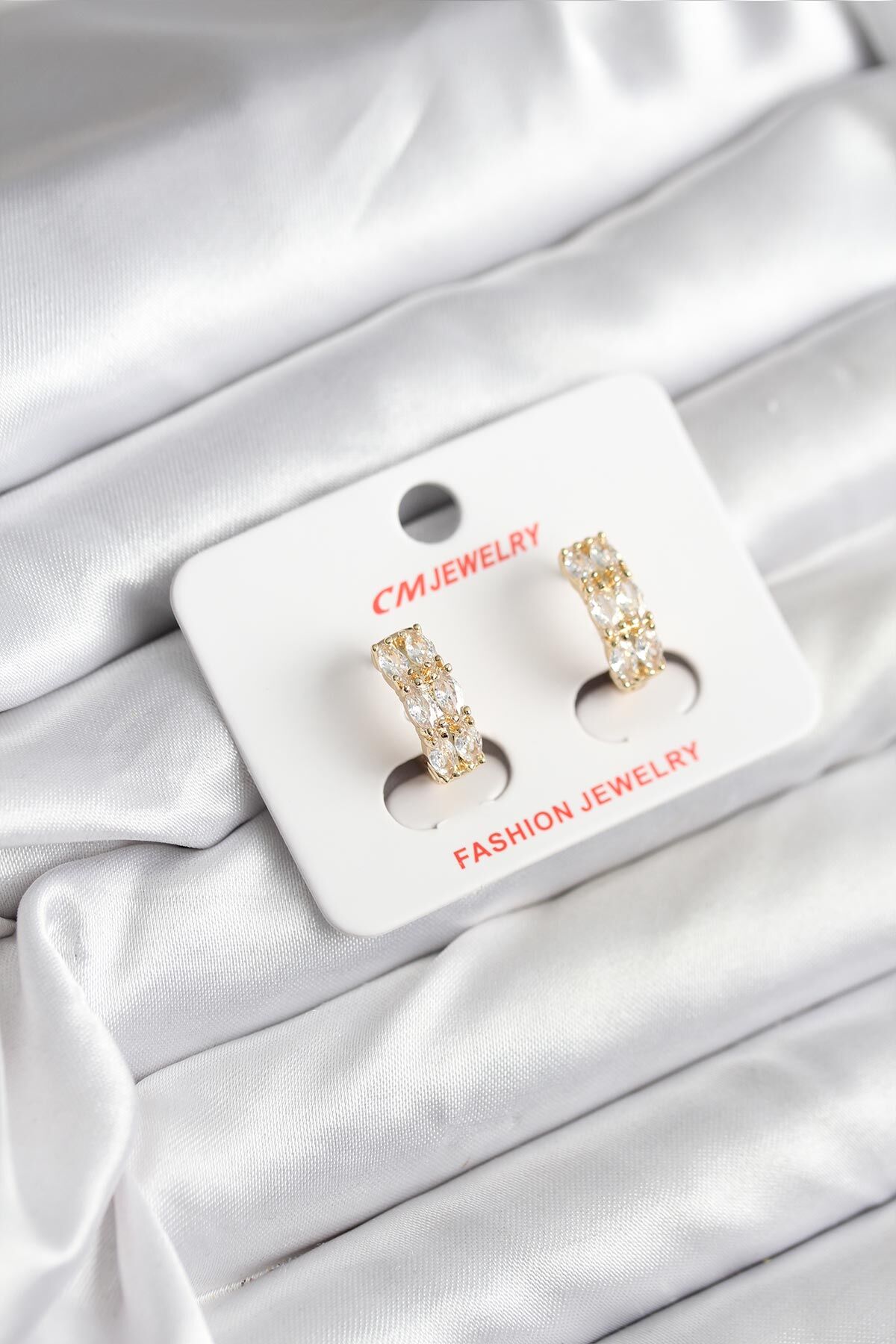 14K Gold Renk Kaplama Zirkon Taşlı CM Kadın Küpe