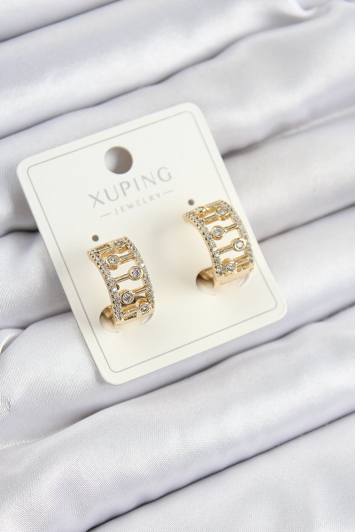 Xuping Zirkon Taşlı Çit Halka Model Gold Renk Kadın Küpe