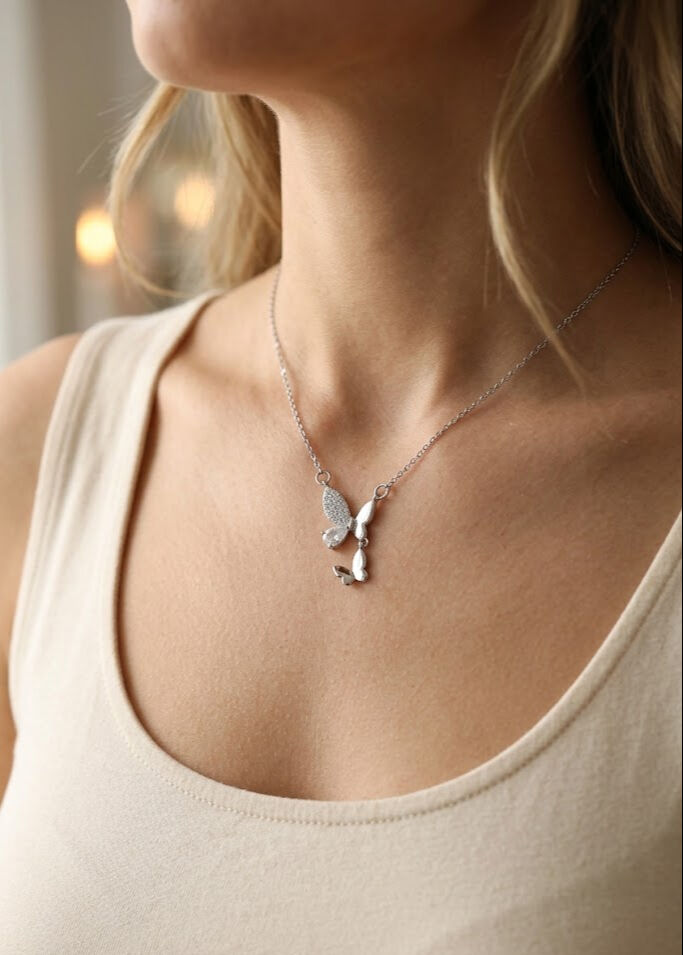 316L Çelik Zincir Gümüş Renk Kelebek Model Kadın Kolye