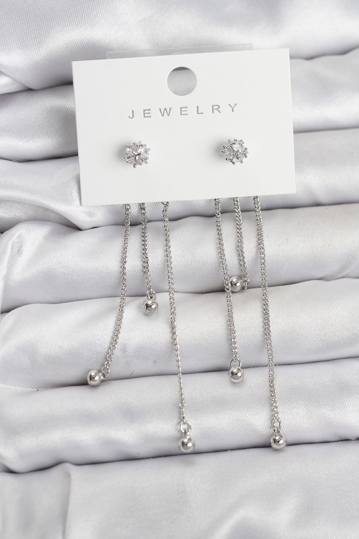 Topçuk Model Gümüş Renk Pirinç Sallantılı Kadın Küpe Seti