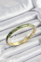 Mineli Pirinç Yeşil Çiçek Motifli Gold Renk Kadın Kelepçe