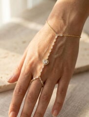 Gold Renk Pirinç Zirkon Taşlı Kalp Model Şahmeran