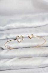 Kalp Model Gold Renk Bileklik