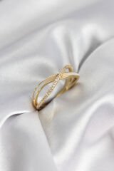 Zirkon Taşlı Sarmal Sedefli Gold Renk Kadın Yüzük