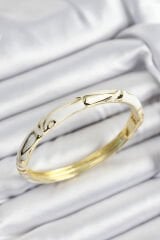 Mineli Pirinç Beyaz Mermer Motifli Gold Renk Kadın Kelepçe