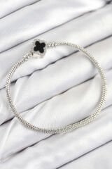 Pirinç Charm Zirkon Taşlı Yonca Model Gümüş Renk Kadın Bileklik