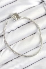 Pirinç Charm Zirkon Taşlı Kalp Model Gümüş Renk Kadın Bileklik