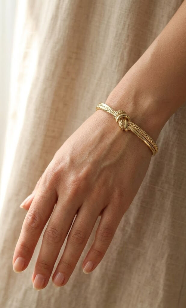 Gold Renk Düğüm Model Pirinç Kadın Bileklik