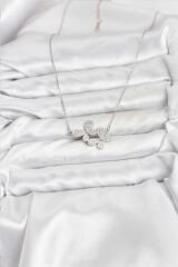 316L Çelik Zincir Gümüş Renk Zirkon Taşlı Kelebek Model Kadın Kolye