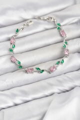 Pirinç Gümüş Renk Pembe Zirkon Taşlı Çiçek Model Kadın Bileklik