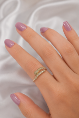 Yılan Model Gold Renk Zirkon Taşlı Kadın Yüzük