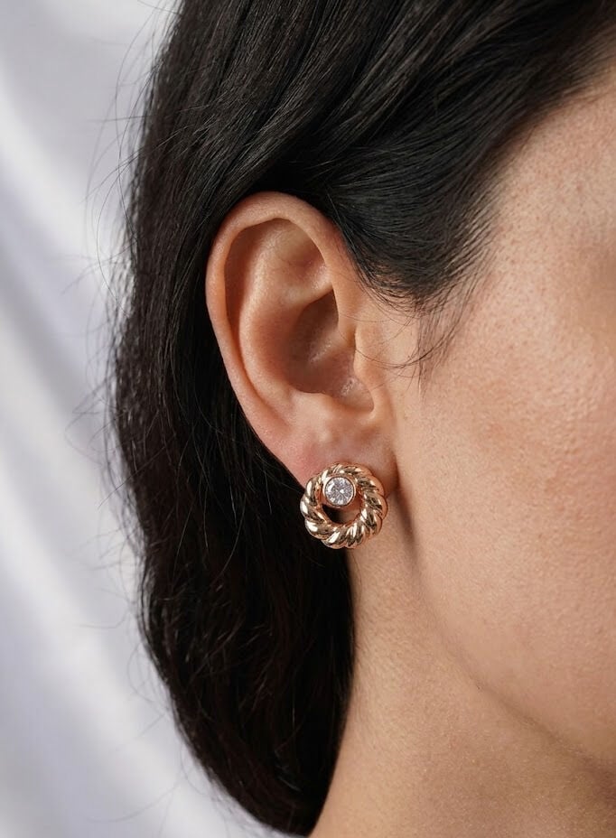 XUPİNG Rose Renk Oval Zirkon Taşlı Burgu Model Küpe
