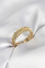 Gold Renk Başak Model Zirkon Taşlı Kadın Yüzük
