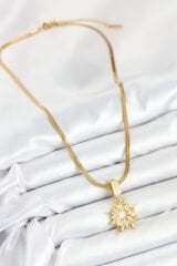 316L Çelik Zirkon Taşlı Yıldız Model Gold Renk Kadın Kolye
