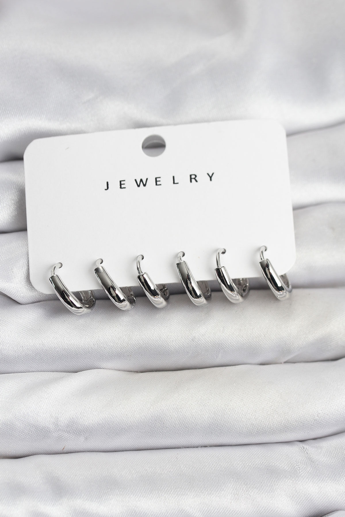 Gümüş Renk Pirinç Halka Kadın Küpe Seti