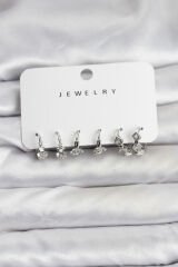 Gümüş Renk Pirinç Yıldız Modelli Kadın Küpe Seti