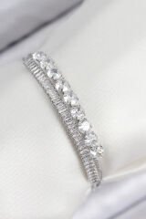 Pirinç Zirkon Taşlı Su Yolu Model Gümüş Renk Kadın Bileklik