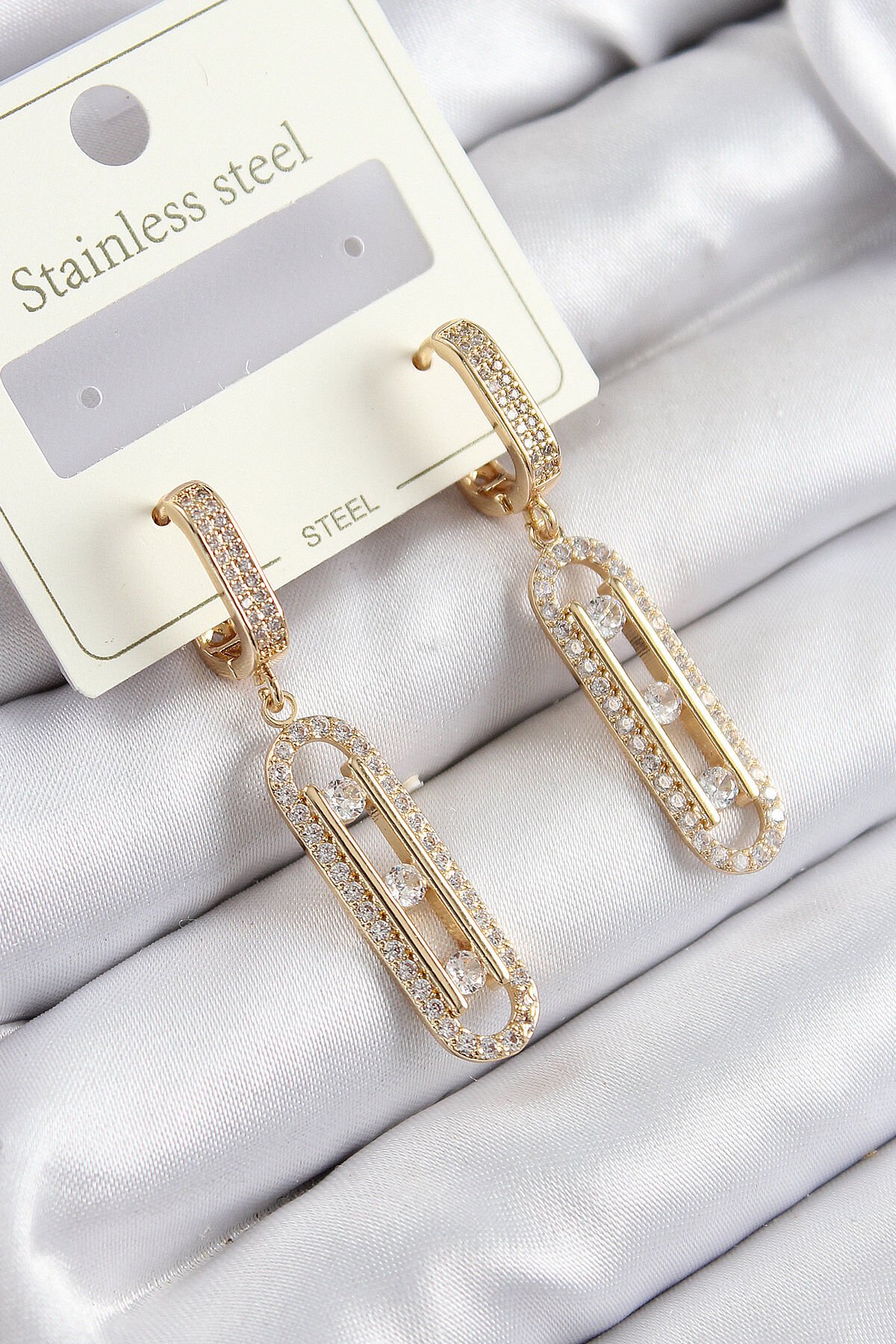 316L Çelik Zirkon Taşlı Sallantılı Messika Model Gold Renk Kadın Küpe