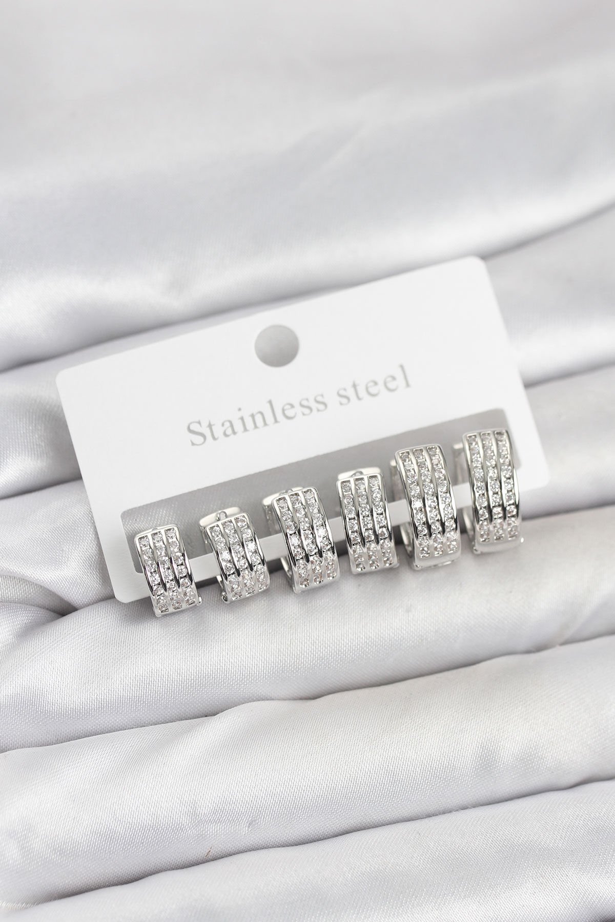 316L Çelik Zirkon Taşlı Gümüş Renk Halka Küpe Seti