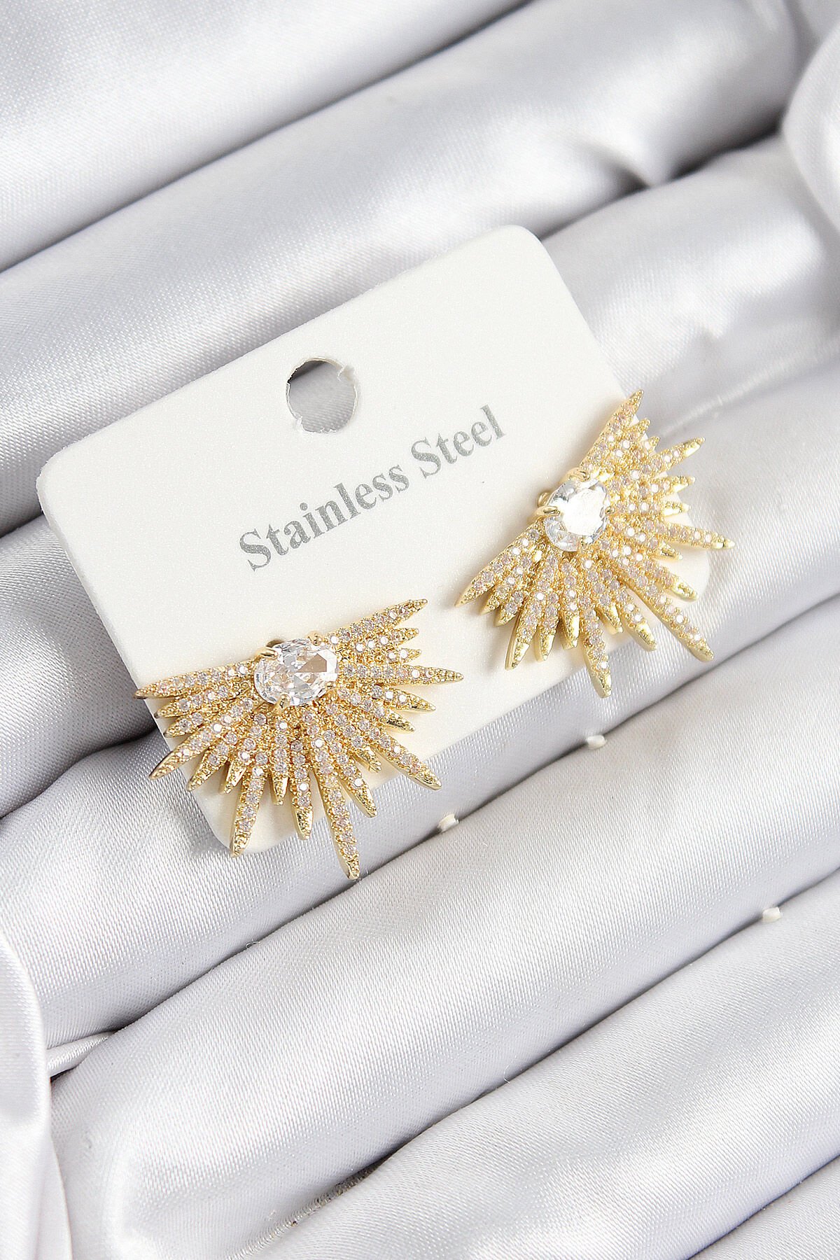 316L Çelik Zirkon Taşlı Yelpaze Model Gold Renk Kadın Küpe