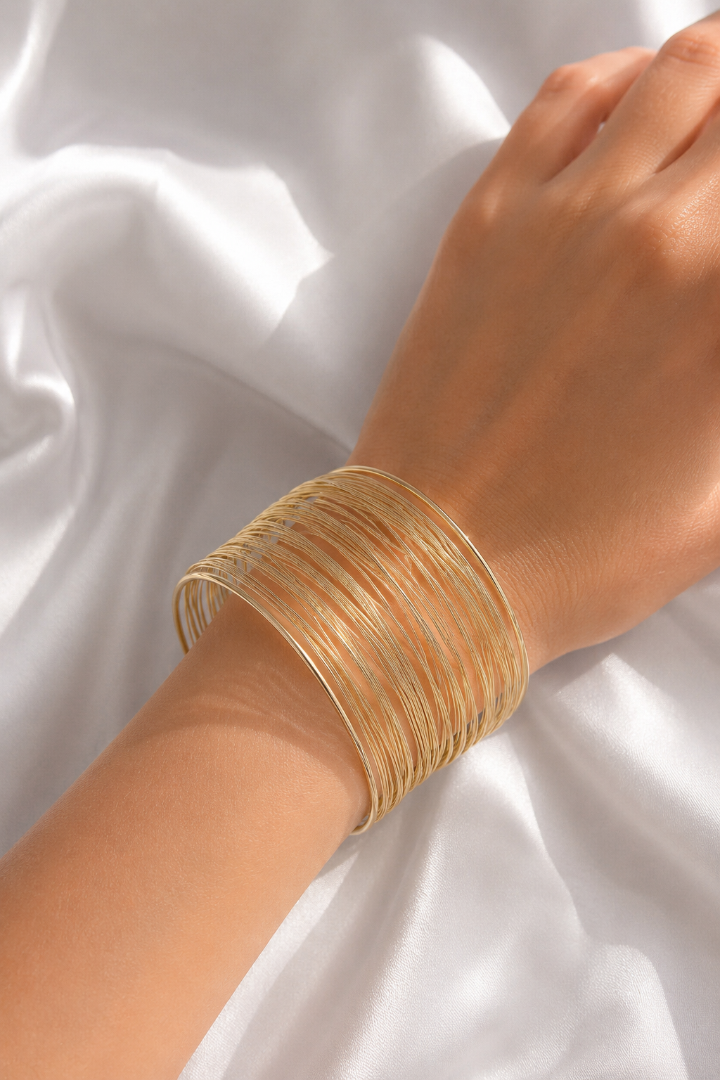 Pirinç Tel Sarma Model Gold Renk Kadın Bileklilk