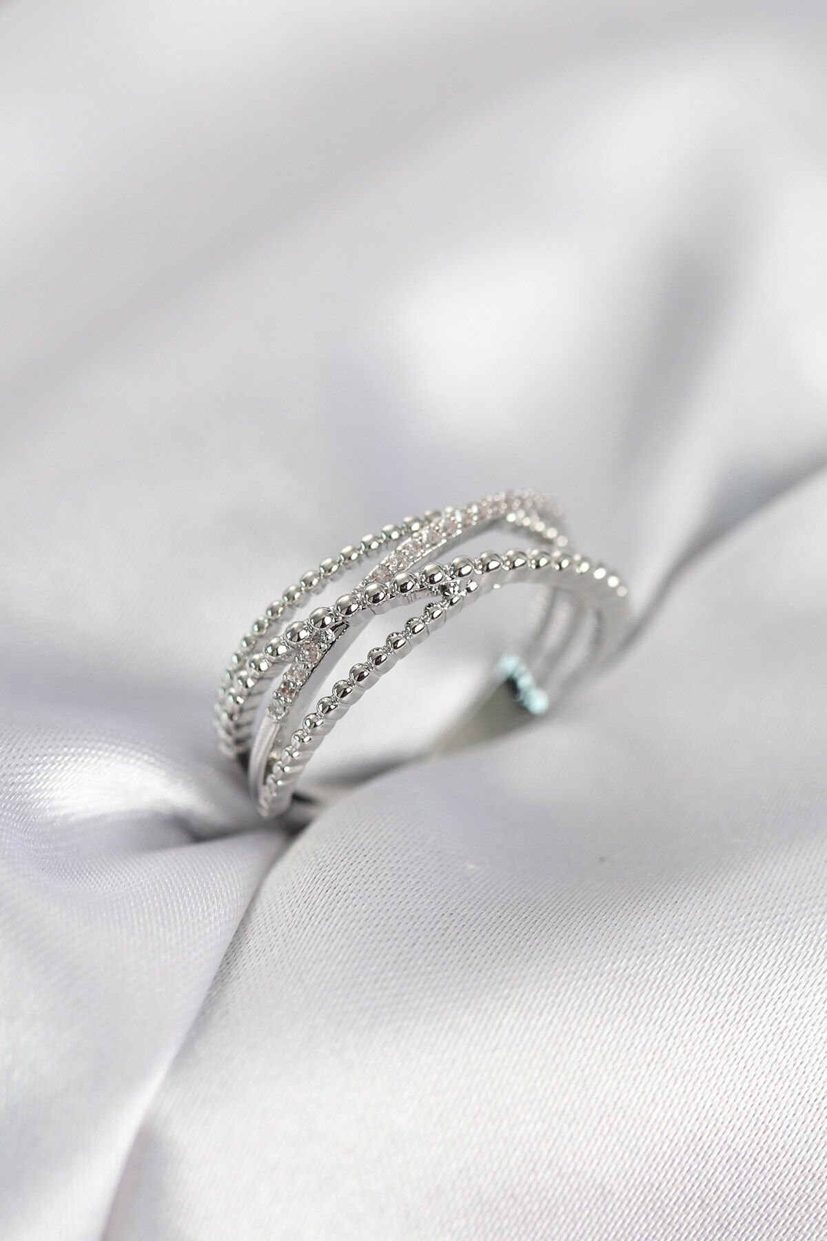 Gümüş Renk Sarmal Model Kadın Yüzük