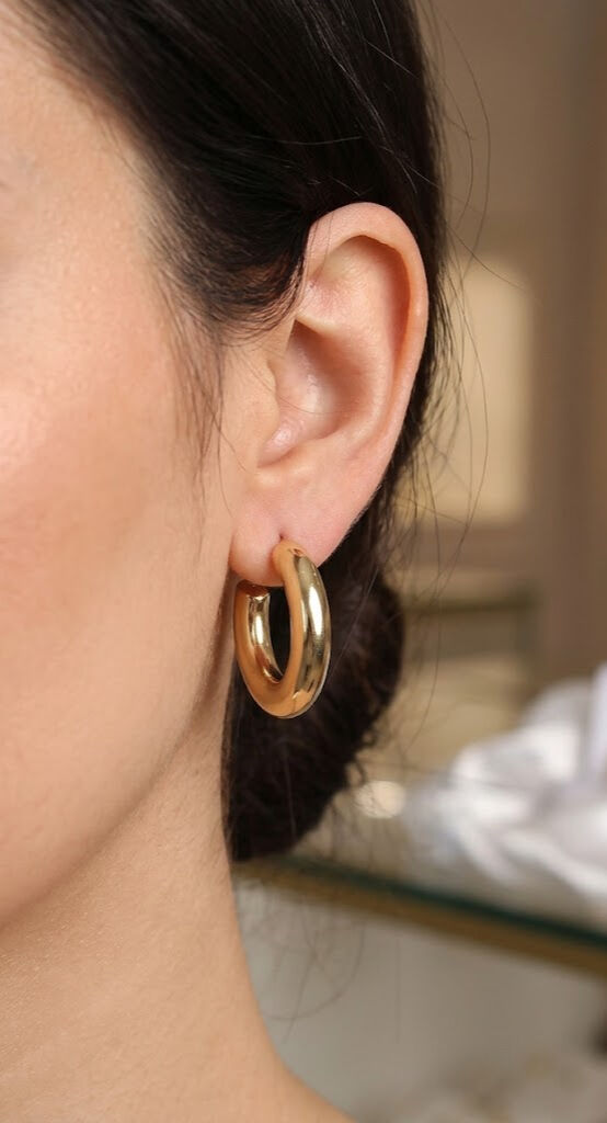 Pirinç Gold Renk Halka Model Zirkon Taşlı Topçuk Detay Kadın Küpe