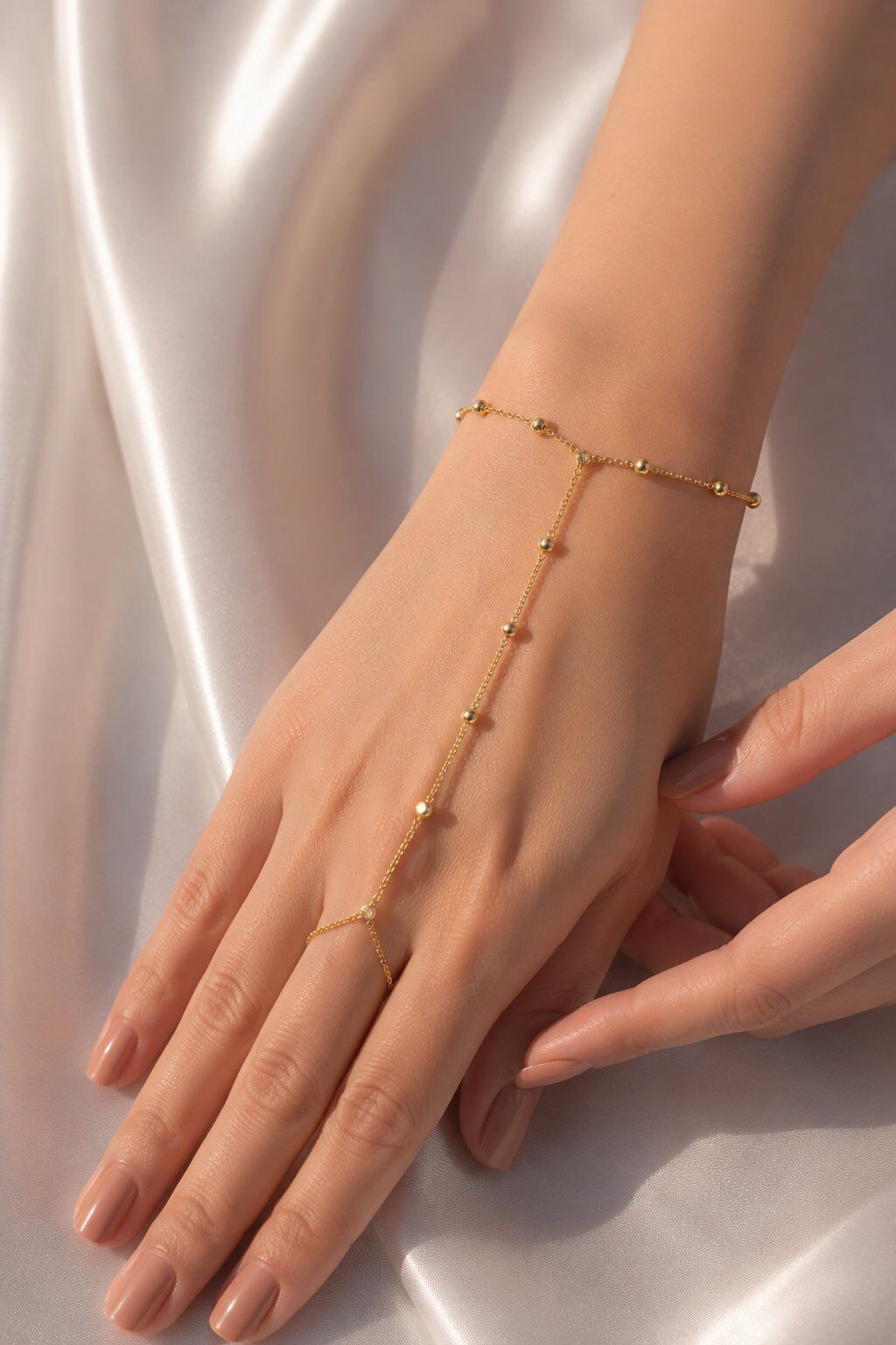 Pirinç Gold Renk Dorika Model Kadın Şahmeran