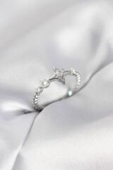 Minimal Kutup Yıldızı Model Zirkon Taşlı Gümüş Renk Kadın Yüzük