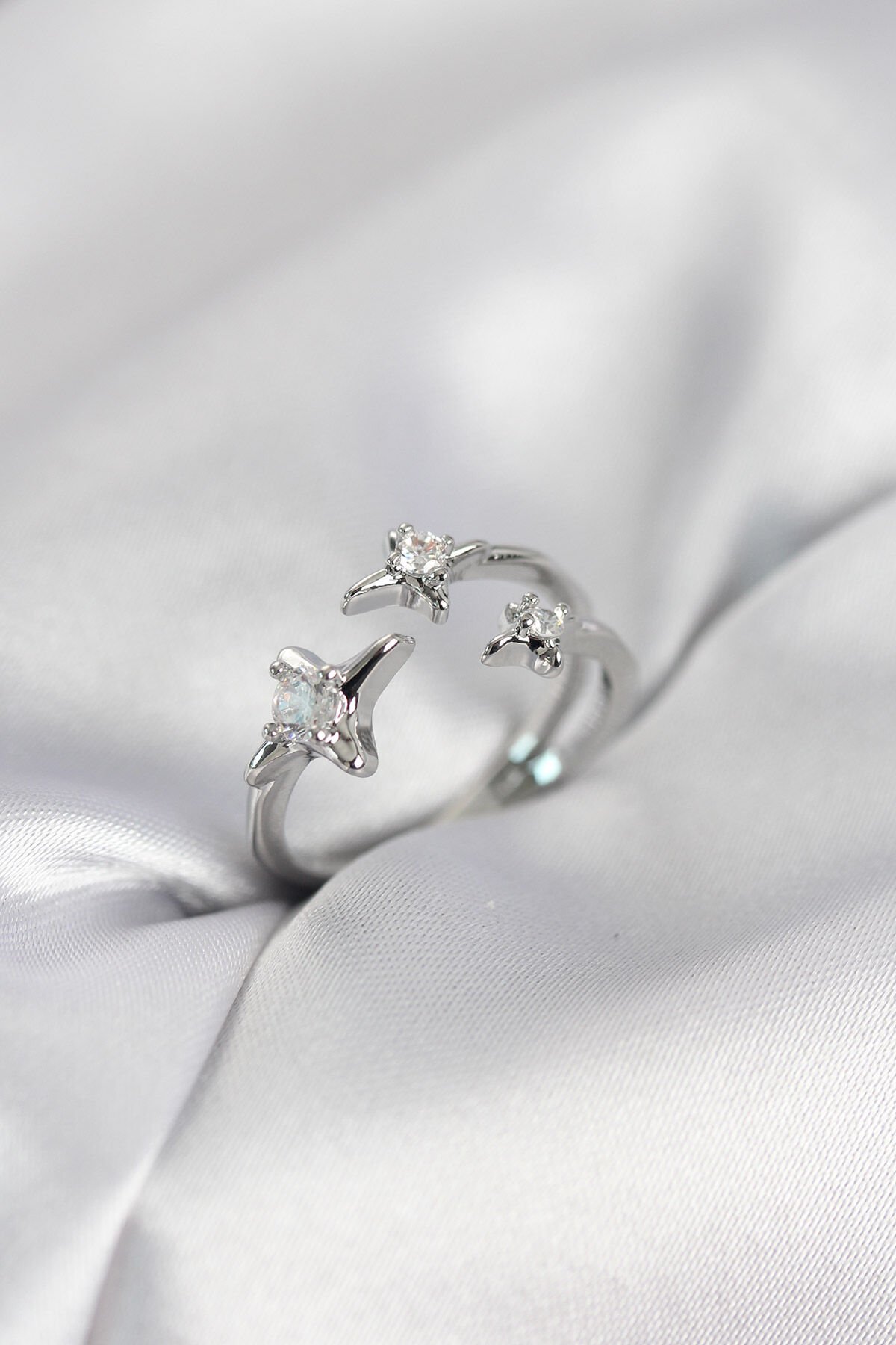 Minimal Kutup Yıldızı Model Gümüş Renk Kadın Yüzük