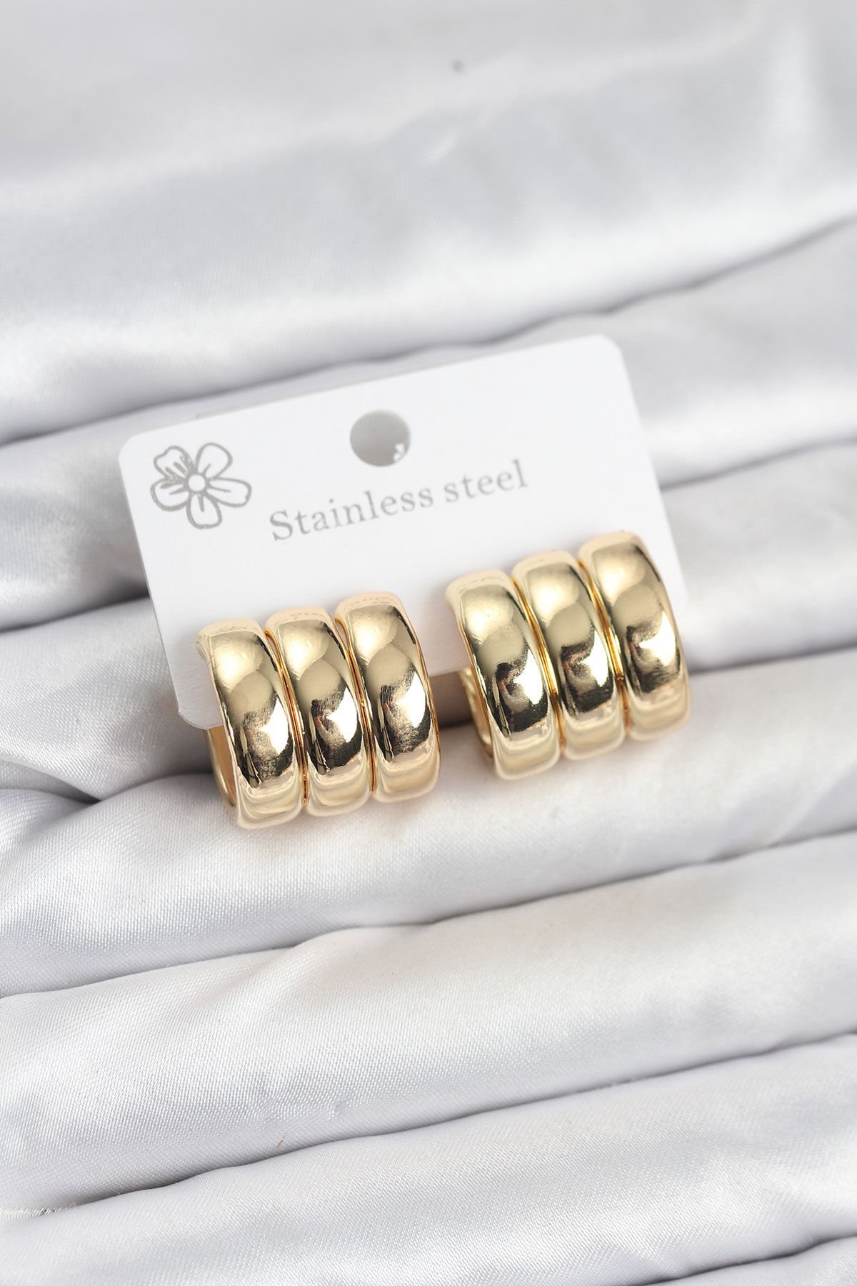 316L Çelik Gold Renk 3'lü Görünüm Kadın Küpe