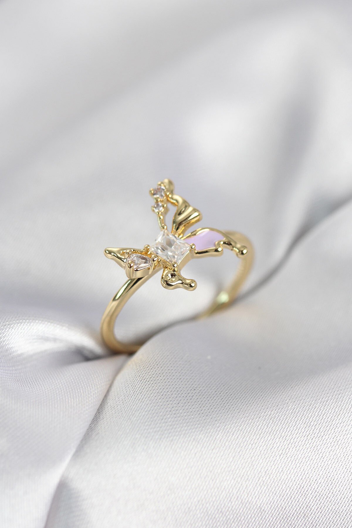 Gold Renk Kelebek Model Zirkon Taşlı Kadın Yüzük