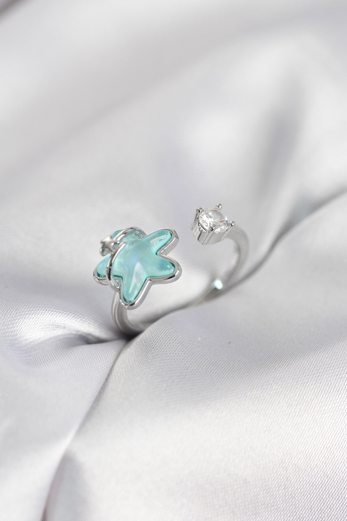 Gümüş Renk Turkuaz Yıldız Model Kadın Yüzük