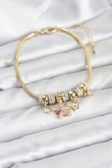 Pirinç Gold Renk Renkli Yıldız Charmlı Kadın Bileklik