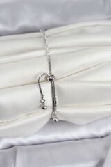 Gümüş Renk Zincir Model Zirkon Taşlı Pirinç Asansörlü Kadın Bileklik