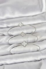 Gümüş Renk Yonca Model Zirkon Taşlı 3'lü Kadın Bileklik Kombini