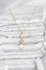 316L Çelik Zincir Gold Renk Yonca Detaylı Zirkon Taşlı Kadın Kolye