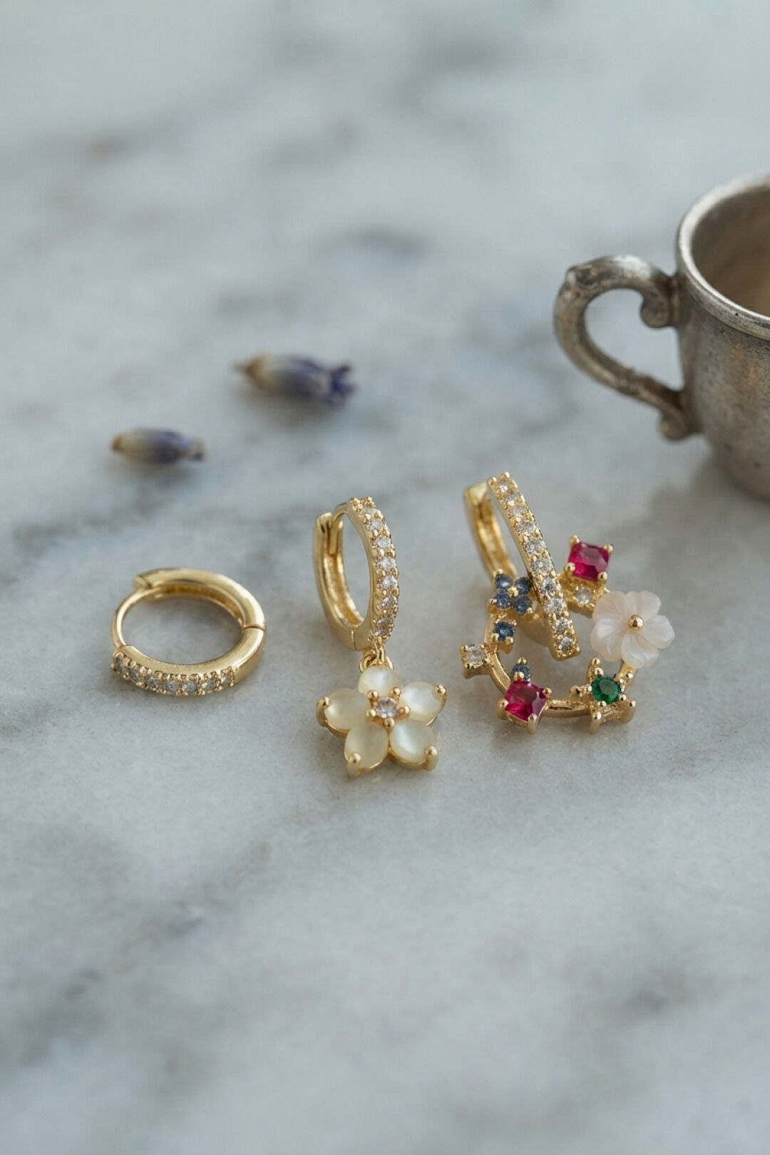 3 lü Set Gold Renk Çiçek Model Küpe