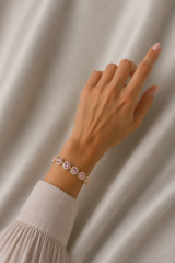 Pirinç Pembe Zirkon Taşlı Daire Baget Model Gold Renk VIP Seri Kadın Bileklik