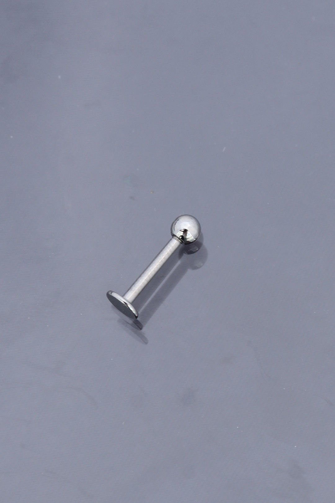 Silver Renk Düz Bar Tek Taraflı Top Model 316L Cerrahi Çelik Piercing