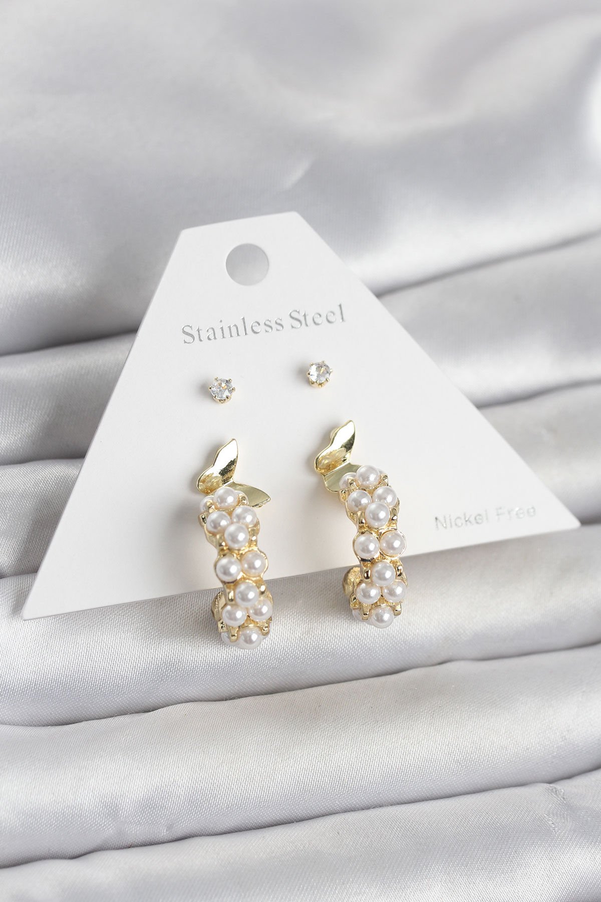 Pirinç Gold Renk Kelebek Detaylı Kadın Küpe Seti