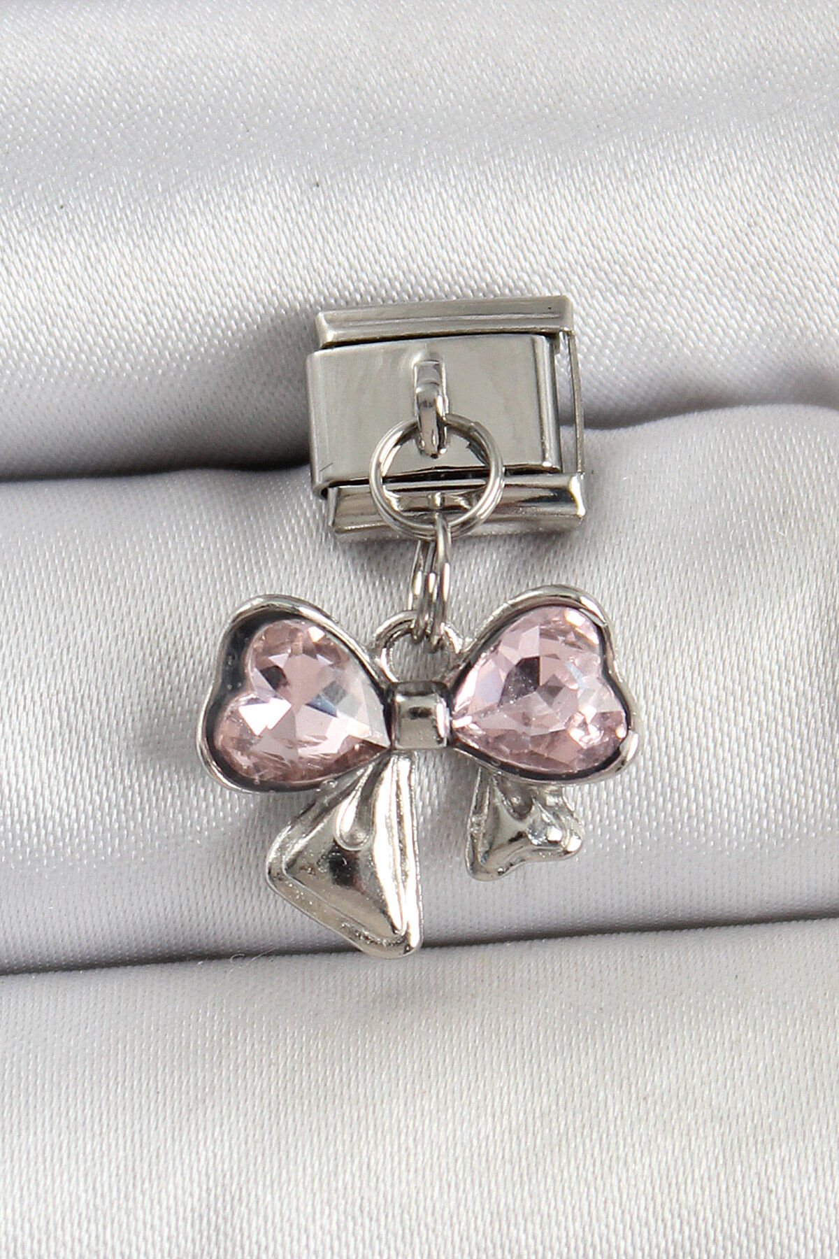 316L Çelik Gümüş Renk Pembe Fiyonk Model Nomination Charm