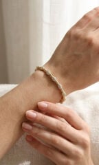 Pirinç Gold Renk VIP Seri Punta Model Zirkon Taşlı Kadın Bileklik