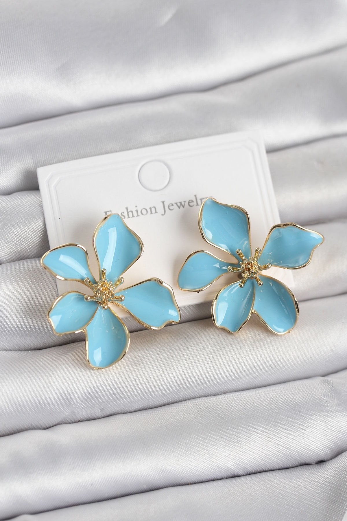 Mavi Mineli Çiçek Model Pirinç Kadın Küpe