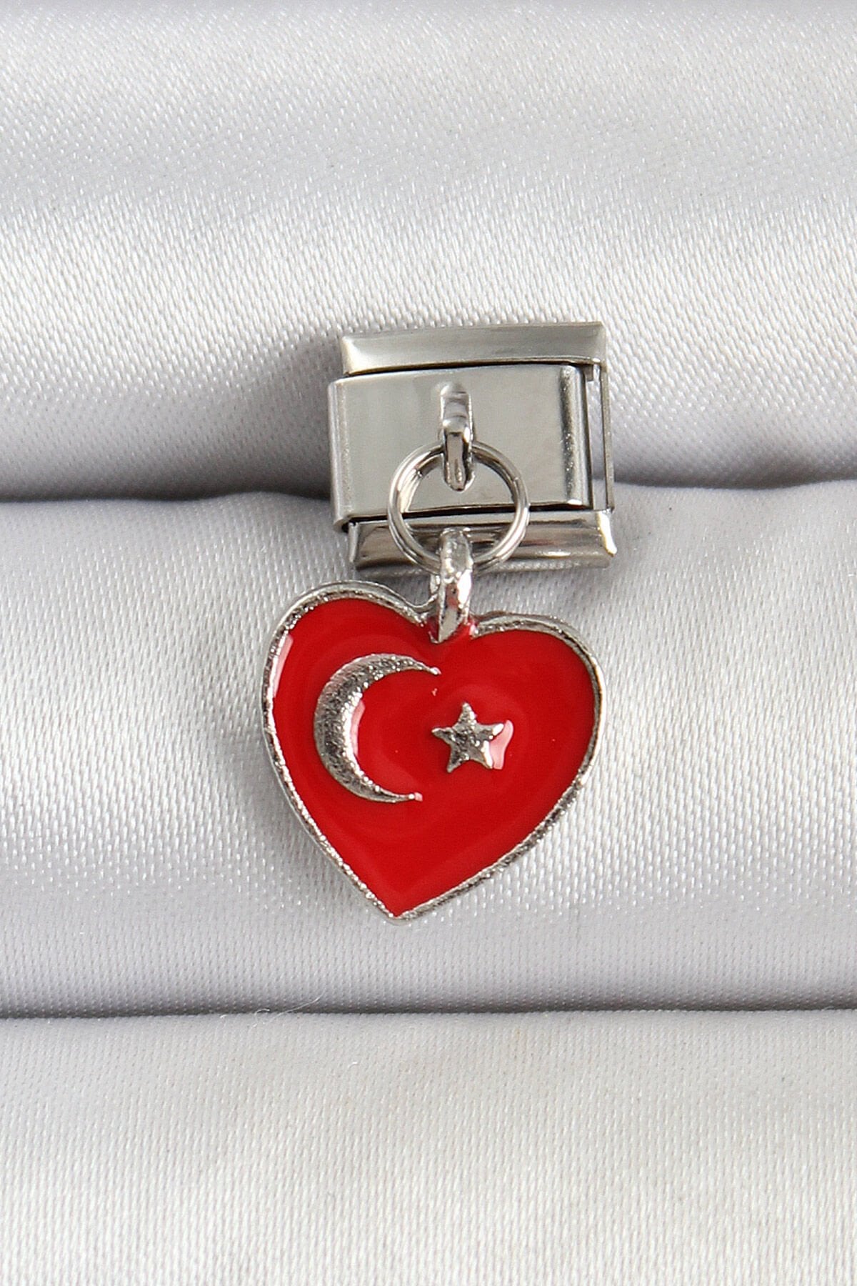 316L Çelik Gümüş Renk Kalp Türk Bayrağı Model Nomination Charm