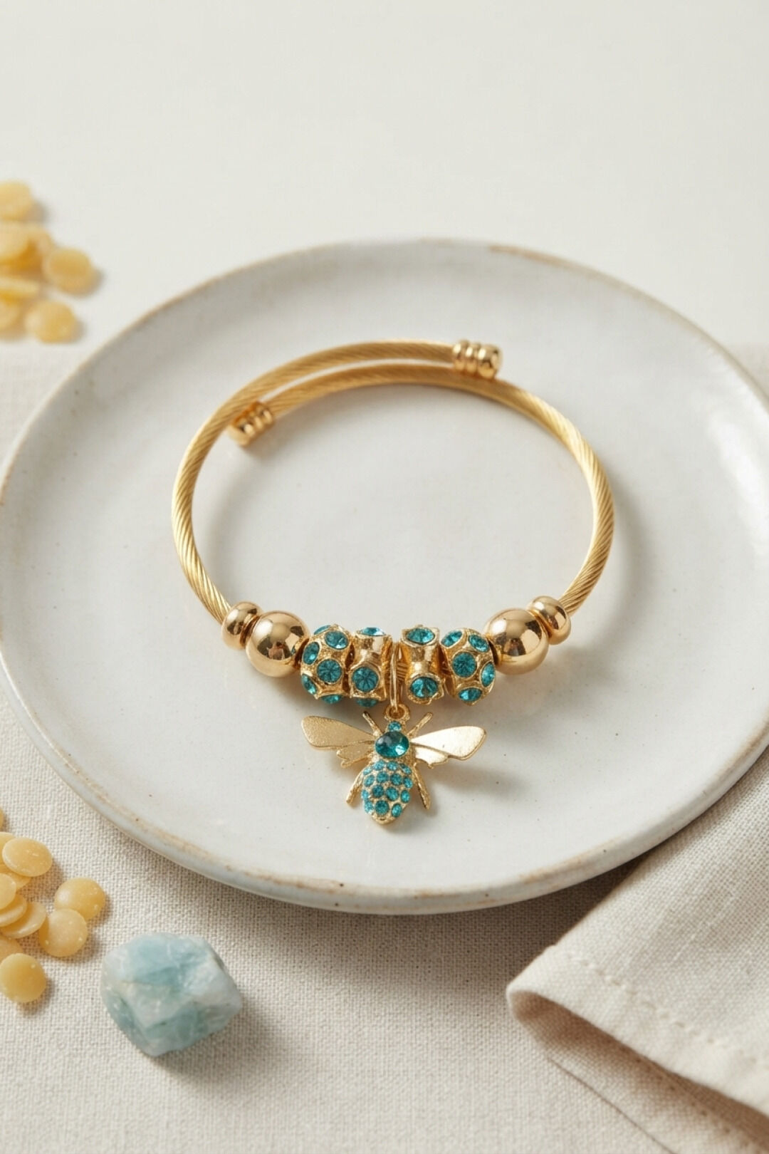 Yeşil Arı Model Charmlı Bileklik